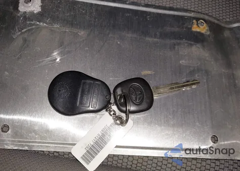 2007 Toyota Matrix Xr from USA, damaged, VIN 2T1KR32E07C635096